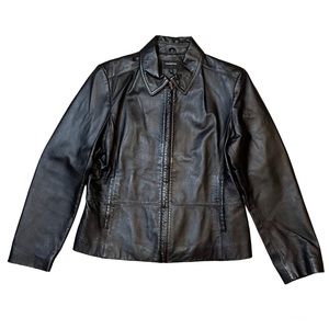 Colebrook Classics women’s leather jacket, like new, very clean, size large